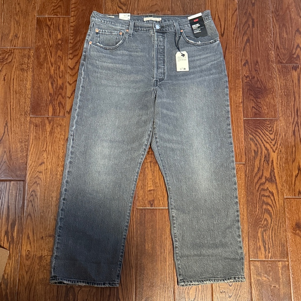 Levi's Women's Ribcage Straight Ankle Jeans